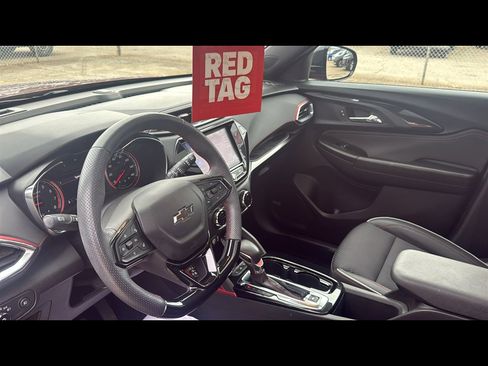 Certified 2022 Chevrolet TrailBlazer RS w/ Sun and Liftgate Package image 9