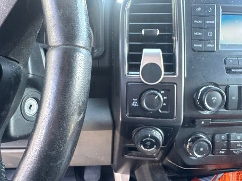 Used 2017 Ford F150 XLT w/ Equipment Group 301A Mid AWD/4WD image 17