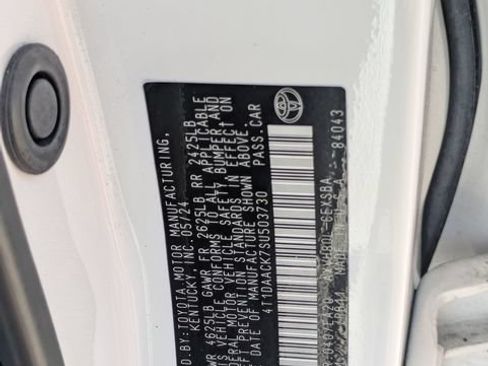 Used 2025 Toyota Camry SE w/ Convenience Package FWD image 30