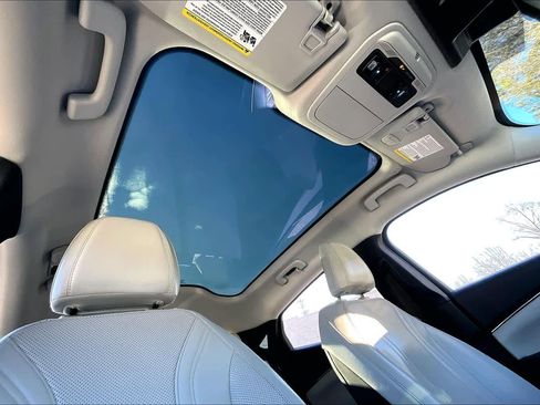 Used 2023 Ford Mustang Mach-E Premium image 23