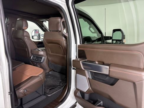 Certified 2025 Ford F450 King Ranch w/ Chrome Package image 33