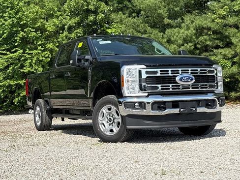 New 2026 Ford F250 XLT AWD/4WD image 2