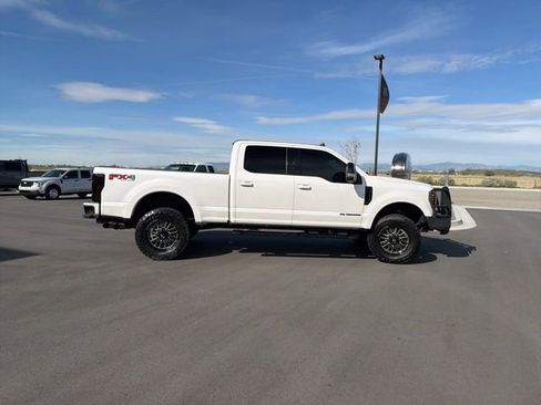 Used 2019 Ford F350 Lariat AWD/4WD image 6