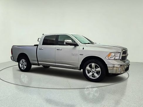 Used 2017 RAM 1500 Big Horn AWD/4WD image 2