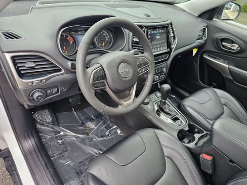 Used 2022 Jeep Cherokee Limited image 19