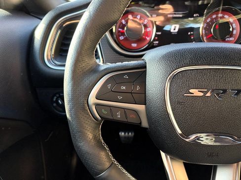 Used 2015 Dodge Challenger SRT Hellcat image 27