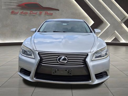 Used 2015 Lexus LS 460 w/ Comfort Package RWD image 6