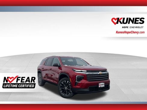 New 2026 Chevrolet Traverse LT w/ Sun and Wheel Package image 1