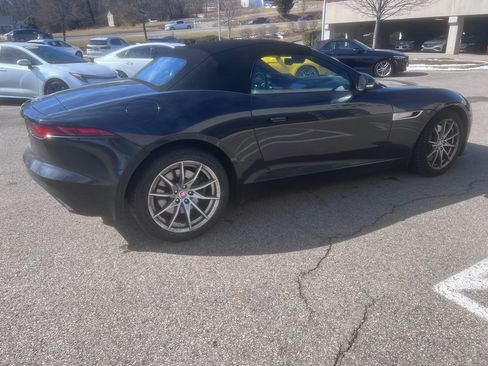 Used 2021 Jaguar F-TYPE Convertible image 4