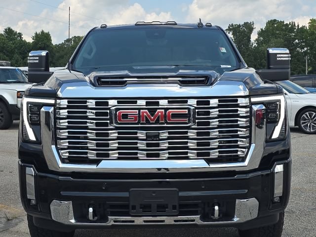 Used 2024 GMC Sierra 2500 Denali w/ Denali Reserve Package AWD/4WD image 8