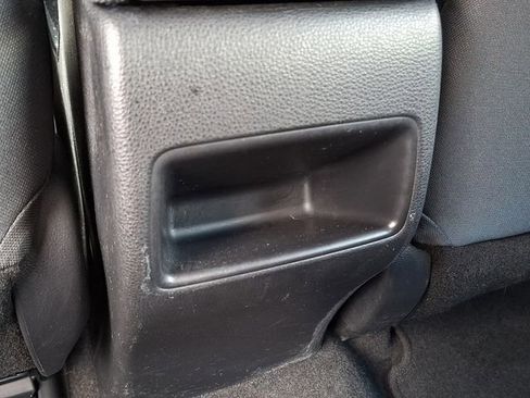 Used 2021 Toyota Corolla LE w/ Carpet Mat Package (TMS) FWD image 11