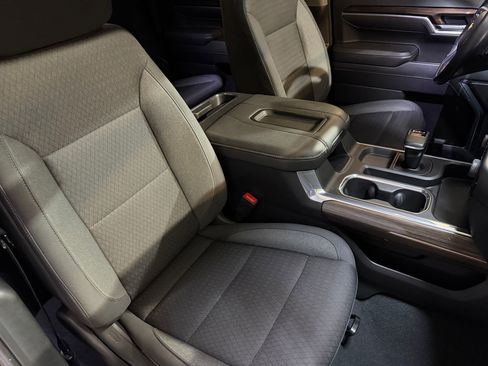 Used 2022 Chevrolet Silverado 1500 LT image 48