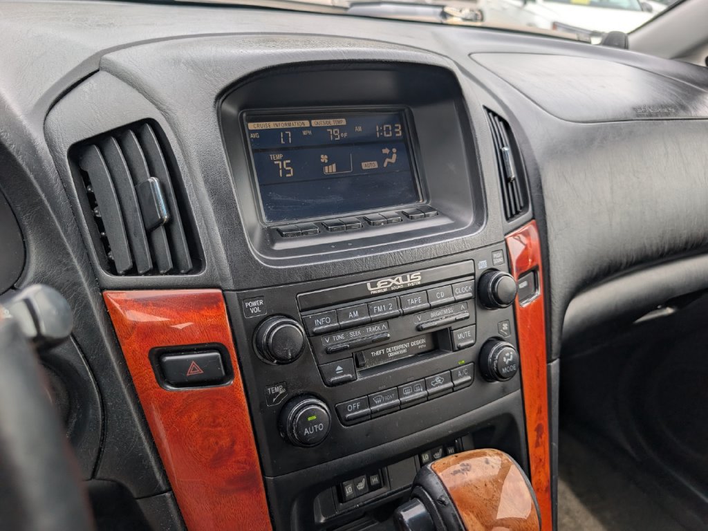Used 2001 Lexus RX 300 FWD image 17