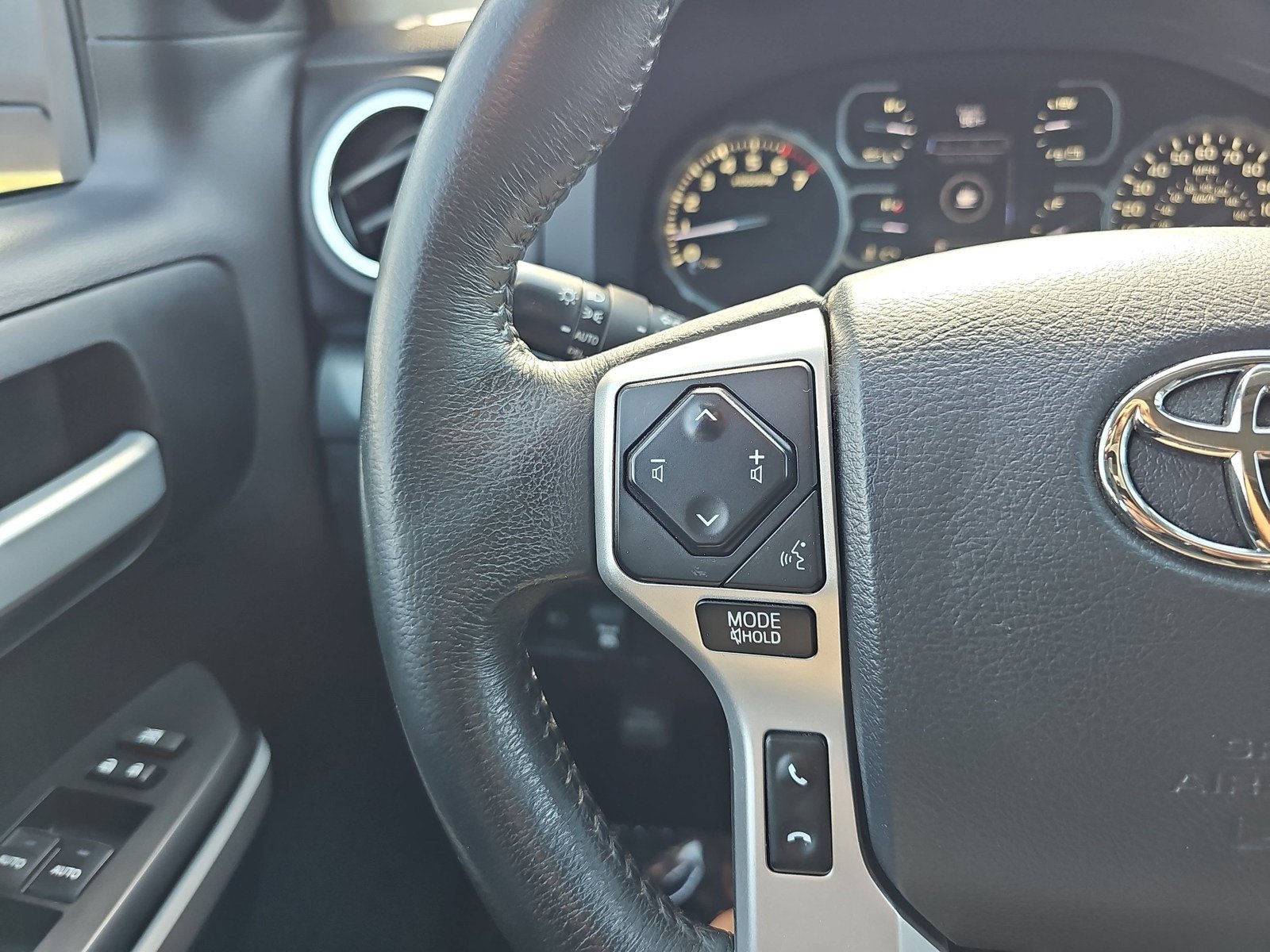 Used 2020 Toyota Tundra TRD Pro AWD/4WD image 14