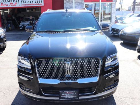 Used 2024 Lincoln Navigator L 4WD image 9