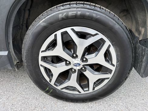 Certified 2024 Subaru Forester Premium AWD/4WD image 12