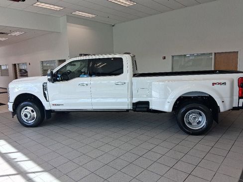 New 2026 Ford F350 Platinum w/ Platinum Plus Package AWD/4WD image 7