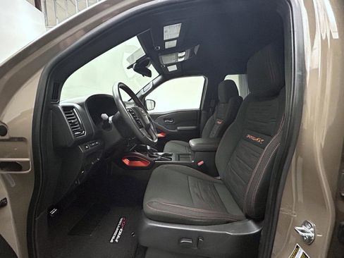 Used 2024 Nissan Frontier PRO-4X w/ Technology Package image 10