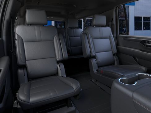 New 2026 Chevrolet Suburban RST AWD/4WD image 17