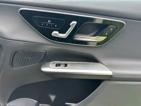 Certified 2026 Mercedes-Benz GLC 300 4MATIC image 19