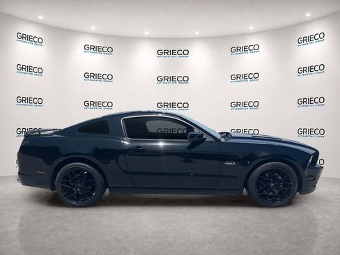 Used 2014 Ford Mustang GT Premium RWD image 2