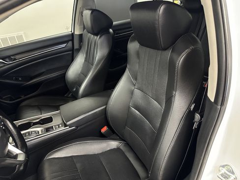Used 2021 Honda Accord Touring image 54