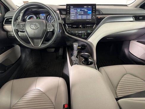 Used 2022 Toyota Camry SE w/ Audio Upgrade Package FWD image 23