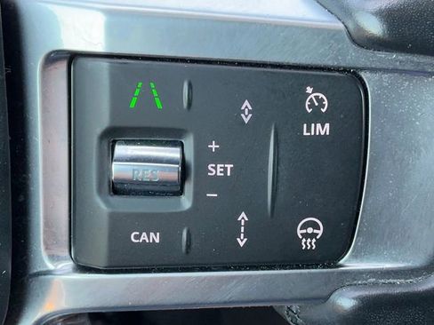 Used 2021 Land Rover Discovery HSE R-Dynamic AWD/4WD image 30
