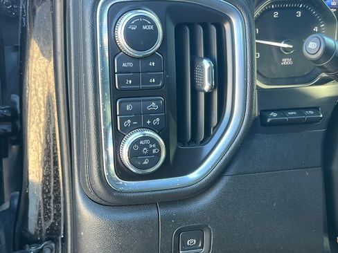 Used 2023 GMC Sierra 2500 Denali w/ Denali Black Diamond Edition image 28