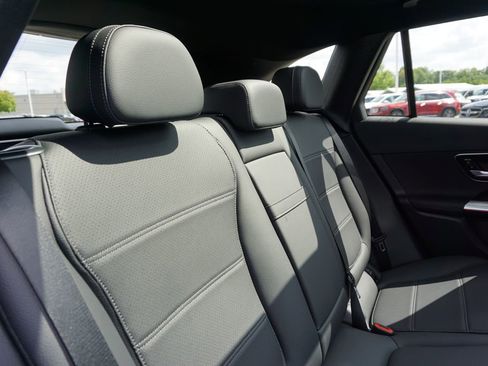 Certified 2025 Mercedes-Benz GLC 300 4MATIC image 55