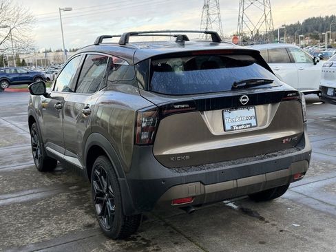 New 2026 Nissan Kicks SR w/ Cold Weather Package image 5