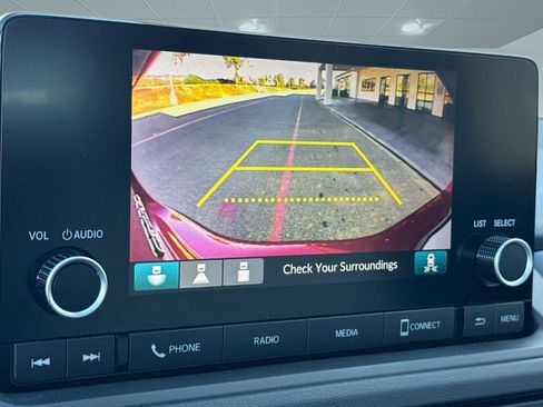 Certified 2025 Honda Accord SE image 24