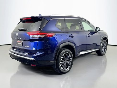 Used 2024 Nissan Rogue Platinum FWD image 5