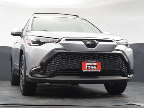 Used 2024 Toyota Corolla Cross AWD Hybrid image 30