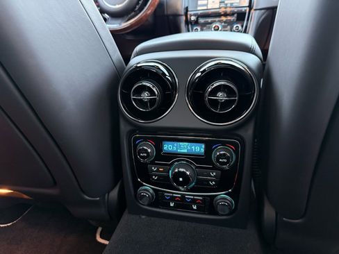 Used 2015 Jaguar XJ Supercharged image 37