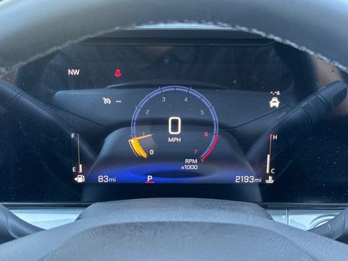 Used 2026 Chevrolet Trax LT w/ Sunroof Package FWD image 39