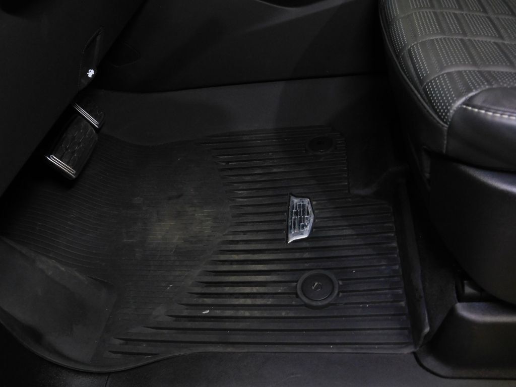 Used 2024 Cadillac Escalade ESV V w/ LPO, Floor Liner Package AWD/4WD image 33