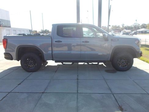 Used 2024 GMC Sierra 1500 AT4X w/ AT4X AEV Edition image 2