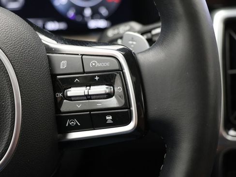 Used 2023 Kia Sorento SX Prestige image 21