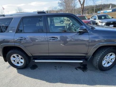 Certified 2022 Toyota 4Runner SR5 Premium w/ Moonroof Package image 9