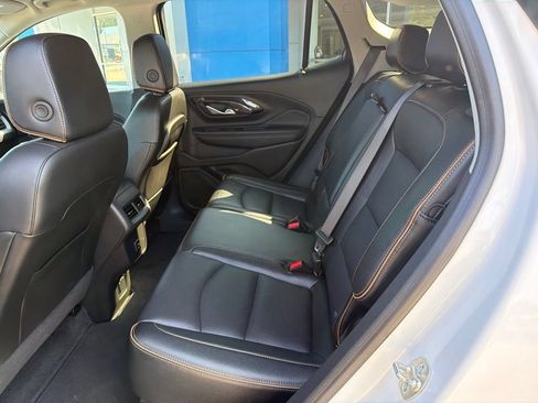 Used 2024 GMC Terrain AT4 w/ Tech Package AWD/4WD image 18