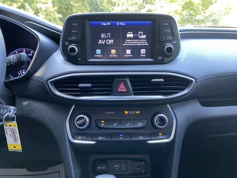 Used 2019 Hyundai Santa Fe SE AWD/4WD image 24
