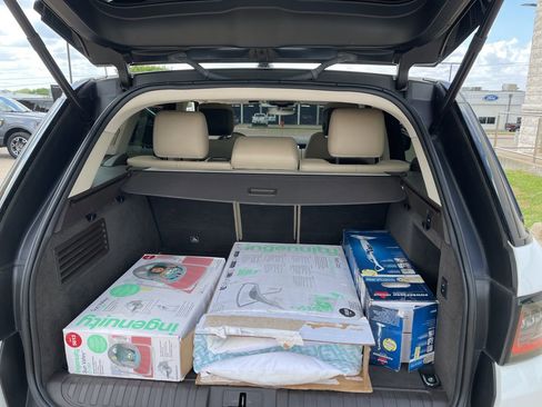 Used 2020 Land Rover Range Rover Sport HSE image 16