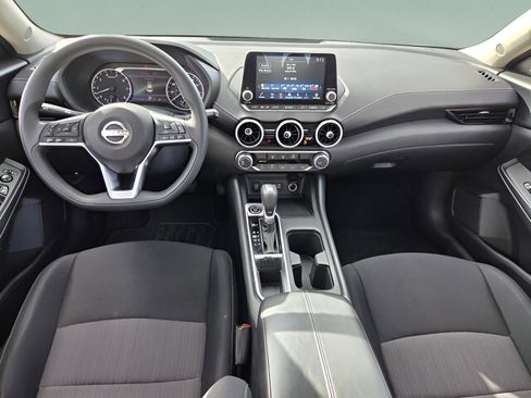 Used 2024 Nissan Sentra SV FWD image 12