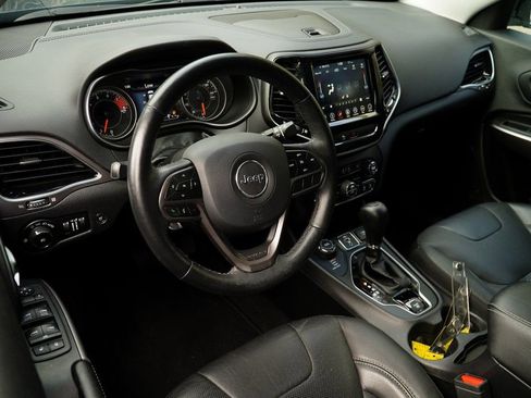 Used 2019 Jeep Cherokee Limited AWD/4WD image 10