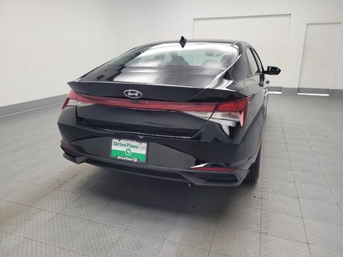Used 2023 Hyundai Elantra SEL FWD image 7