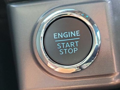 Certified 2025 Ford F150 XLT w/ Equipment Group 302A MID AWD/4WD image 31