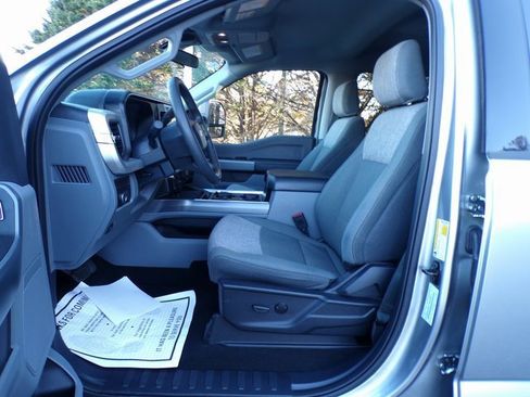 Used 2024 Ford F250 XLT w/ FX4 Off-Road Package image 14