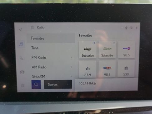 Used 2023 Lexus ES 350 w/ Premium Package FWD image 10