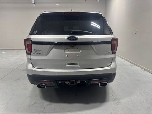 Used 2017 Ford Explorer Sport w/ Equipment Group 401A AWD/4WD image 5